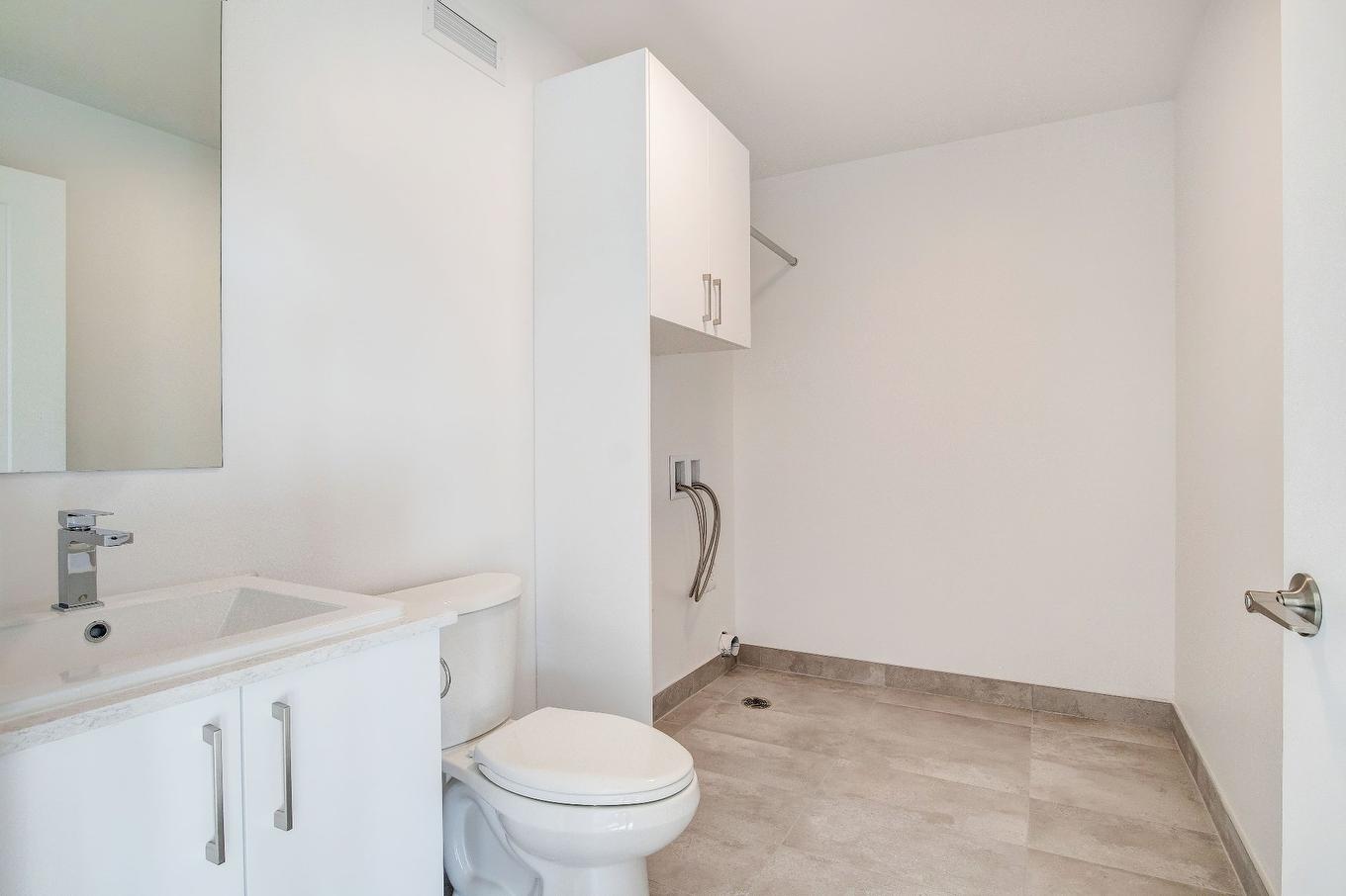 Bathroom - 201-5961 Boul. René-Lévesque, Sherbrooke (Brompton/Rock Forest/Saint-Élie/Deauville), QC - Indoor Photo Showing Bathroom