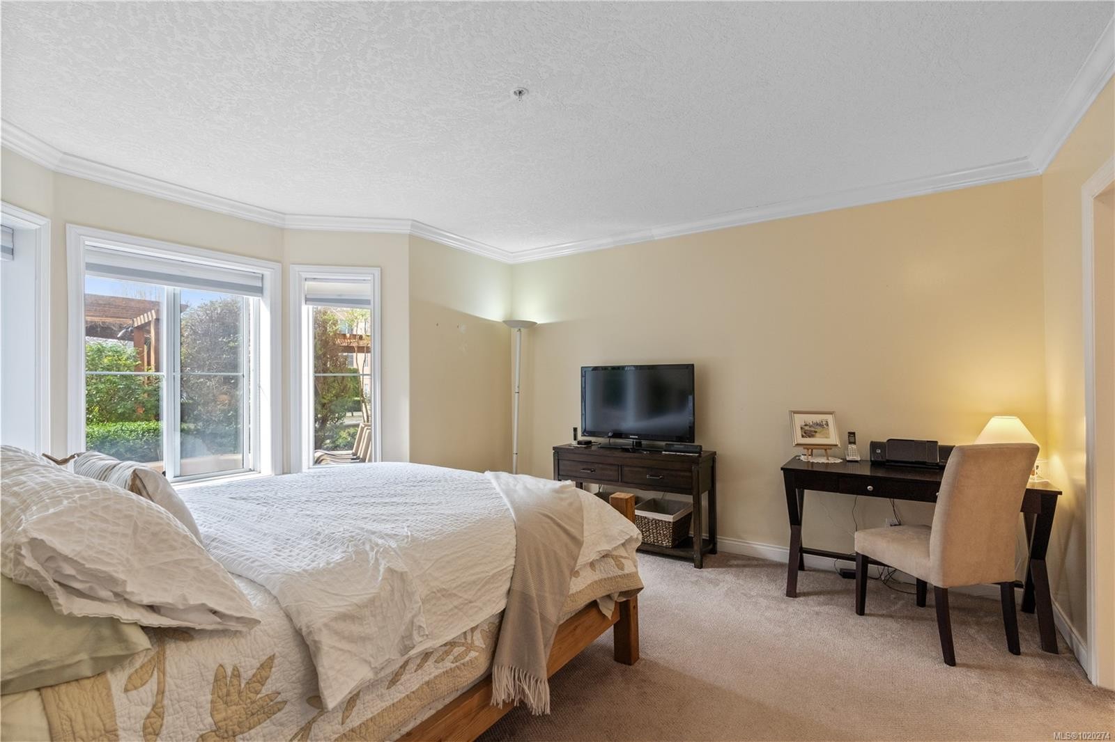 102-405 Quebec St, Victoria, BC - Indoor Photo Showing Bedroom