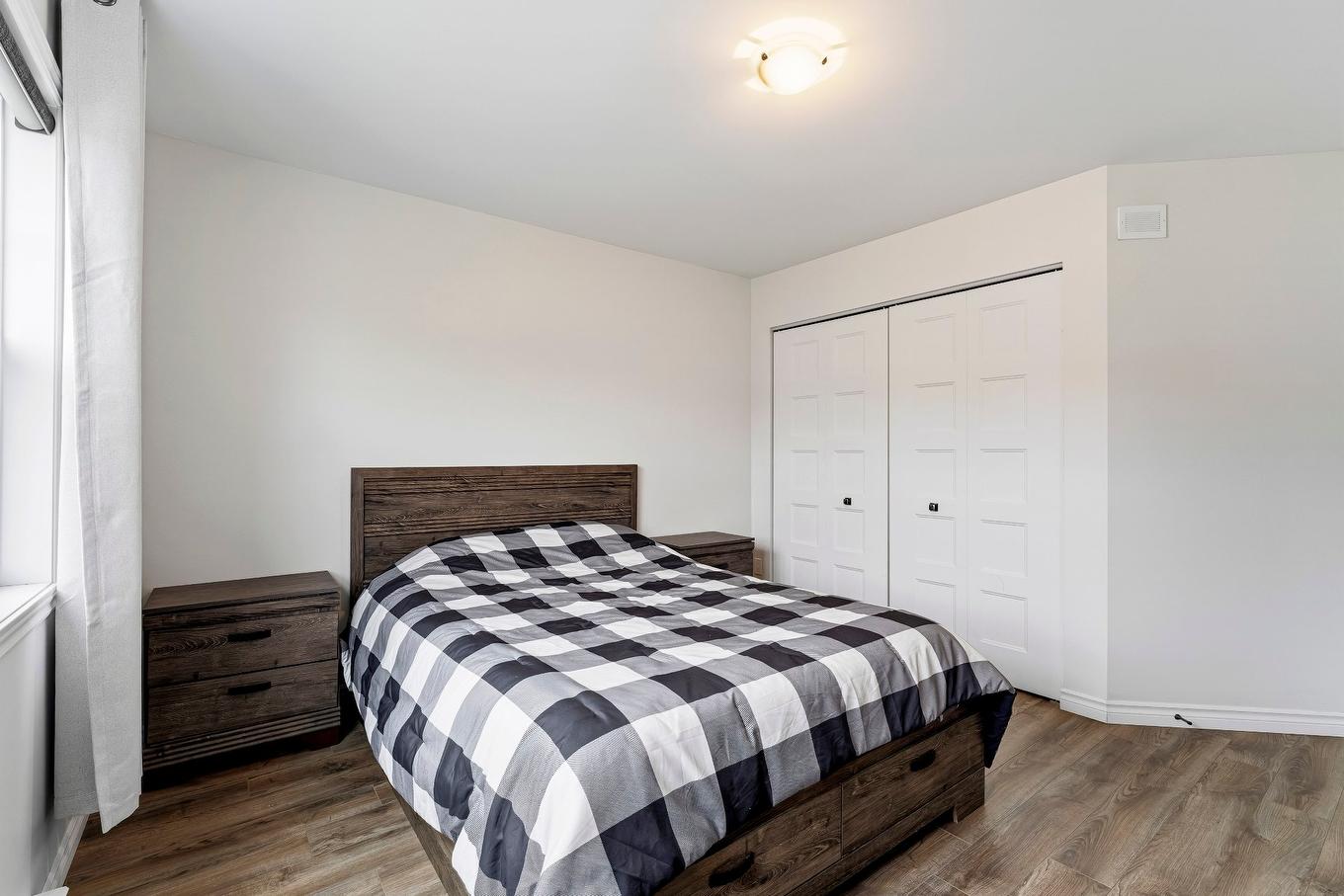 Chambre à coucher principale - 1397 Rue Adélard-Dumas, Sherbrooke (Fleurimont), QC - Indoor Photo Showing Bedroom