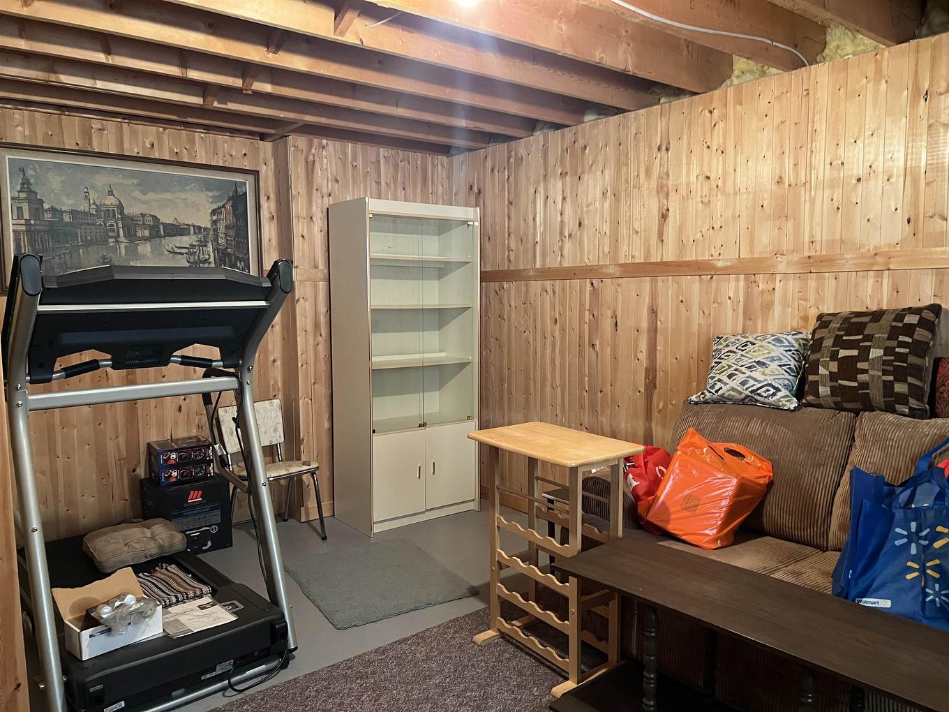 32 Hemlo Drive, Marathon, ON - Indoor