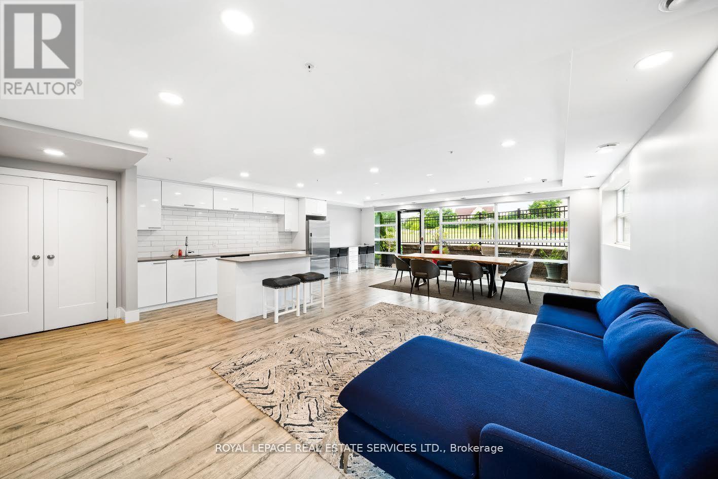 412 - 15 Prince Albert Boulevard, Kitchener, ON - Indoor