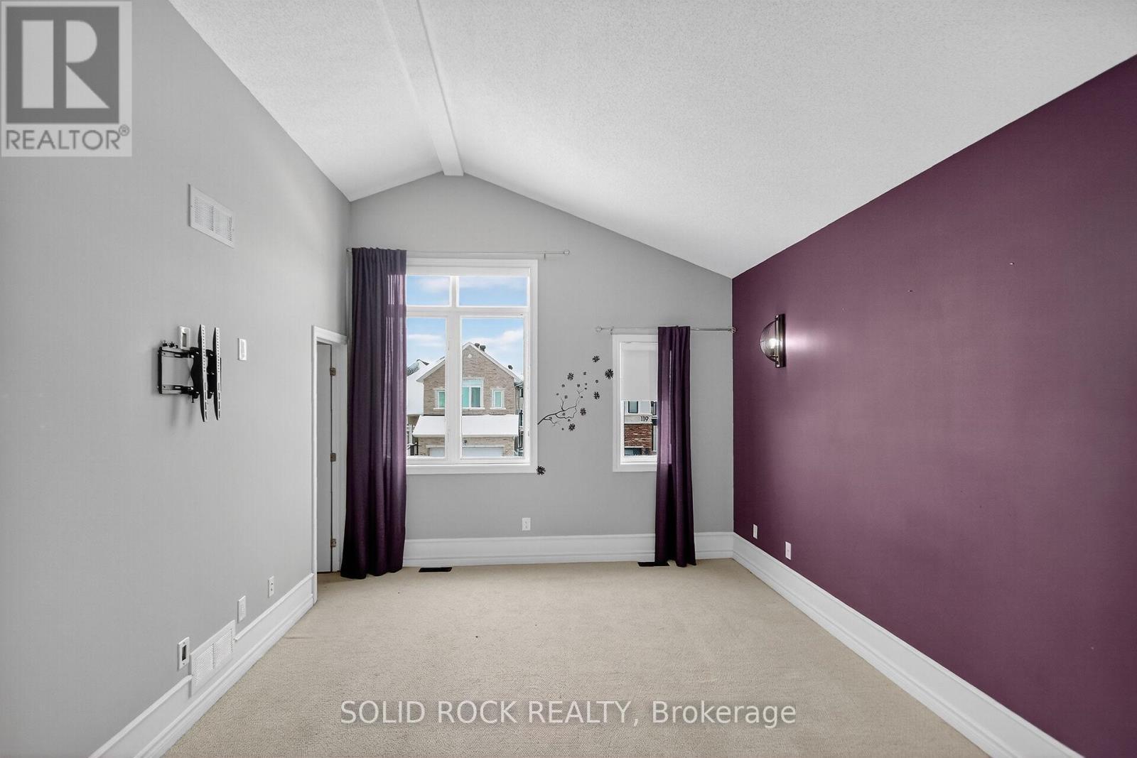 118 Wilhelmina Place, Ottawa, ON - Indoor Photo Showing Other Room