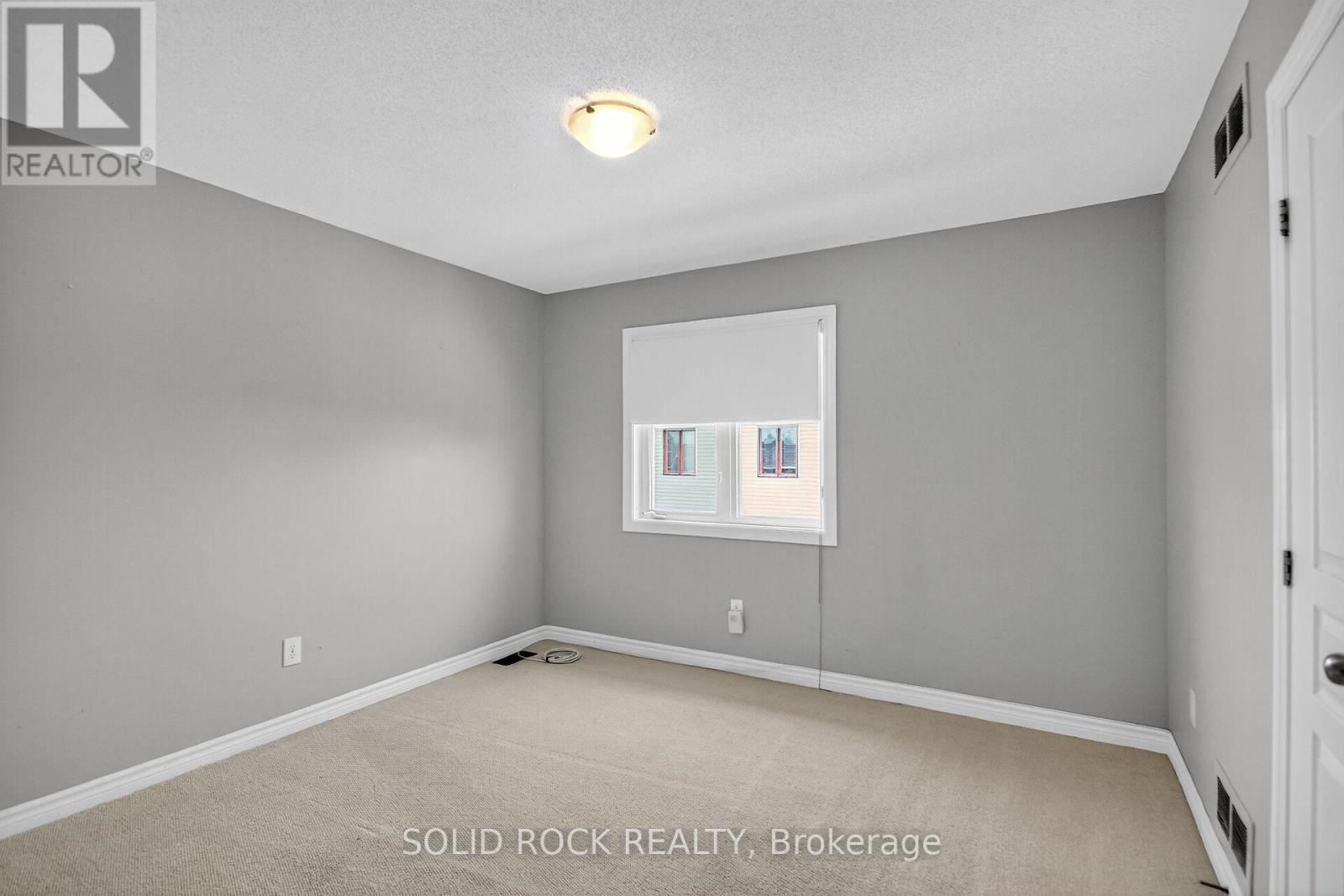 118 Wilhelmina Place, Ottawa, ON - Indoor Photo Showing Other Room