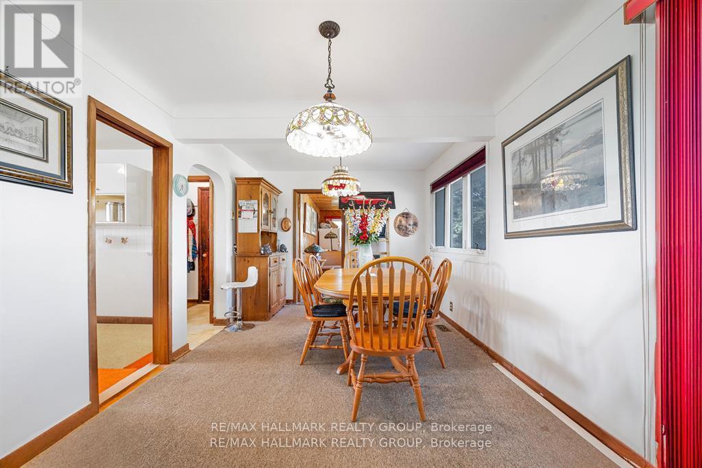 6050 Old Richmond Road, Ottawa, ON - Indoor