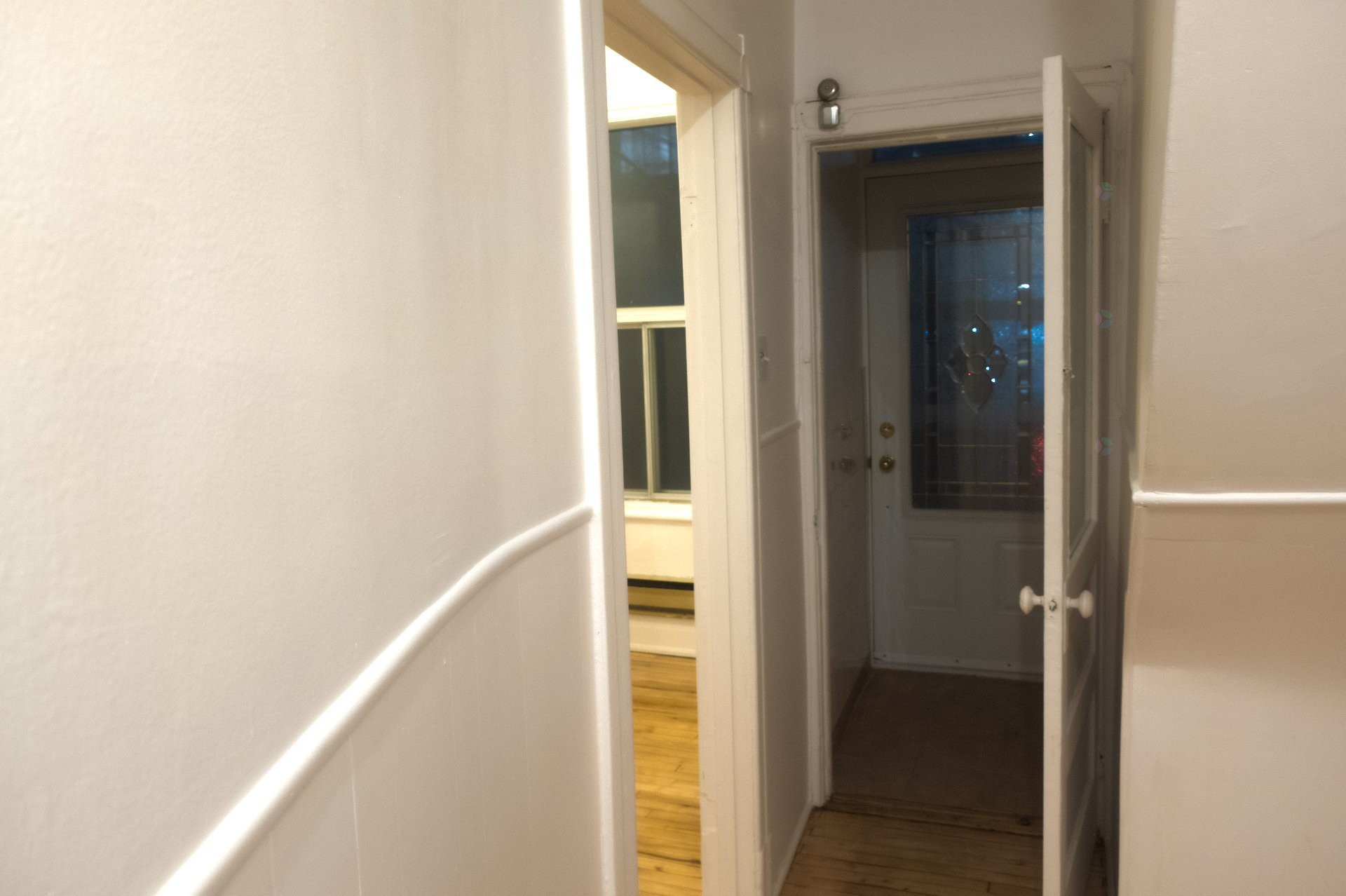 Mud Room - 5356 Av. Casgrain, Montréal (Le Plateau-Mont-Royal), QC - Indoor Photo Showing Other Room