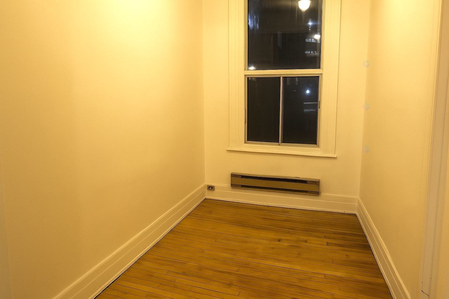 Living Room - 5356 Av. Casgrain, Montréal (Le Plateau-Mont-Royal), QC - Indoor Photo Showing Other Room