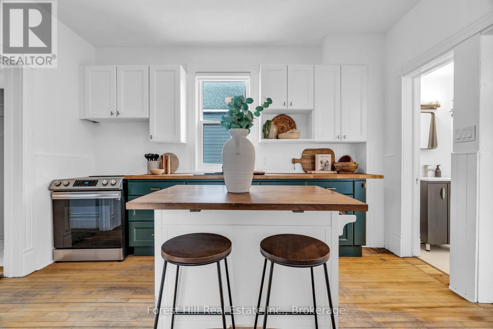 184 Boucher Street E, Meaford, ON - Indoor Photo Showing Kitchen
