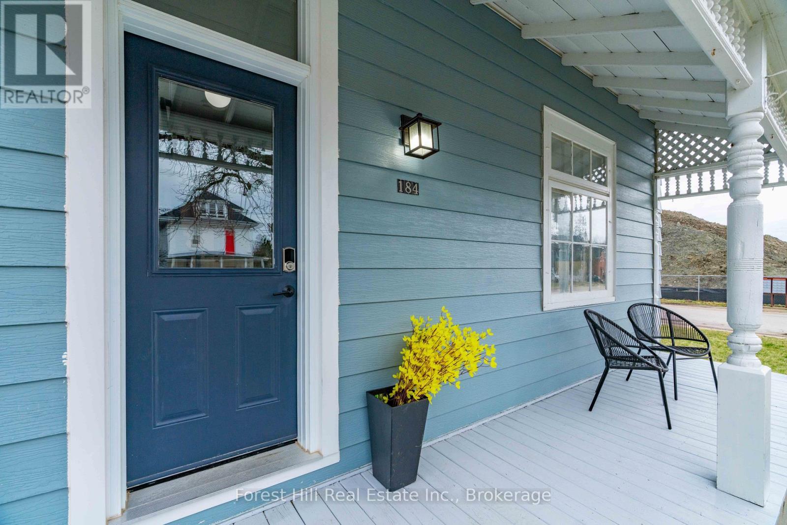 184 Boucher Street E, Meaford, ON - Outdoor With Exterior