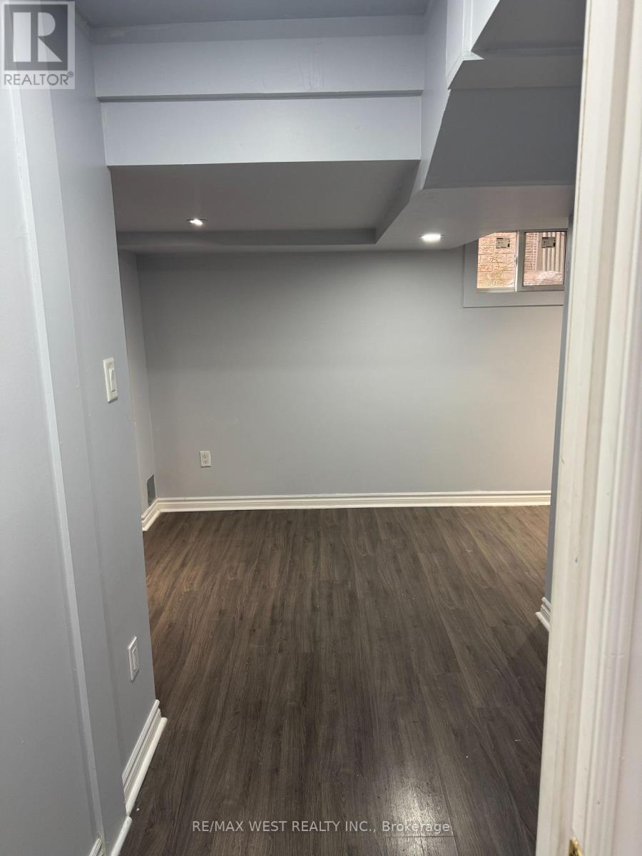 Basement - 640 Ormond Drive, Oshawa, ON - Indoor Photo Showing Other Room