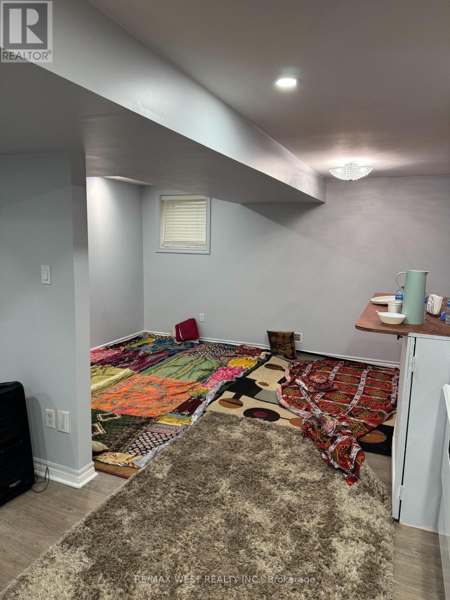 Basement - 640 Ormond Drive, Oshawa, ON - Indoor Photo Showing Other Room