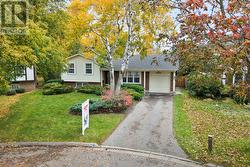 1059 BASSWOOD COURT Oshawa, ON L1H 2G9