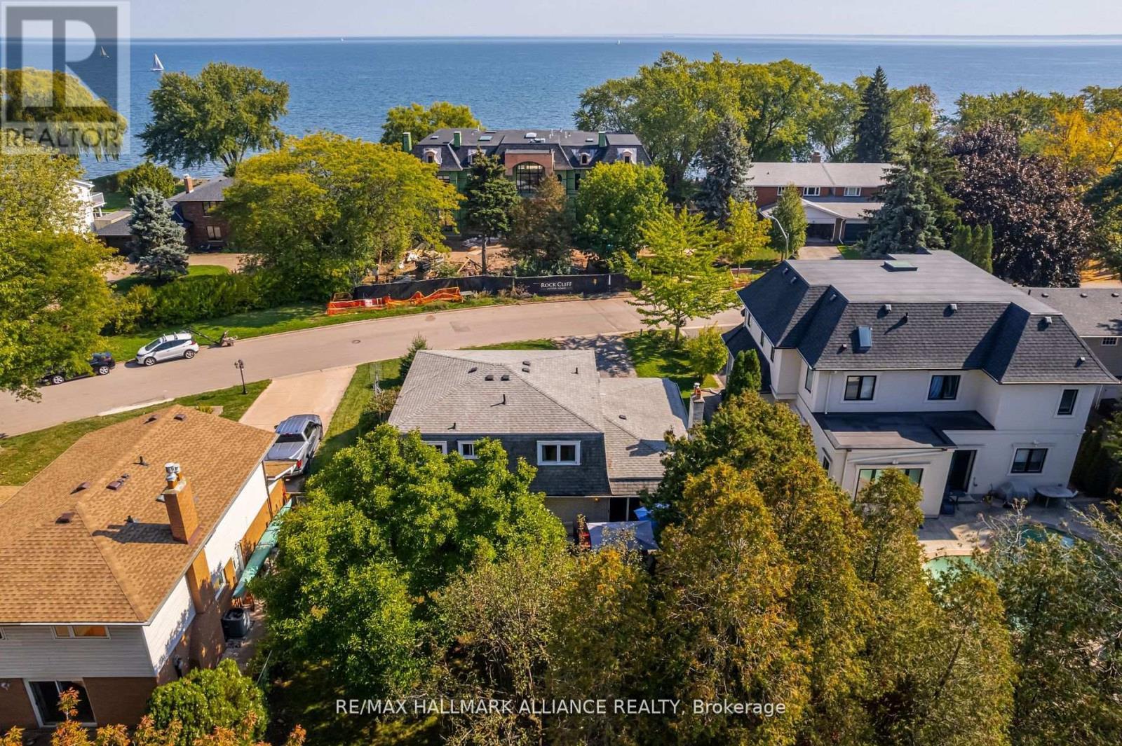 2033 Water'S Edge Drive, Oakville, ON - Outdoor With Body Of Water With View