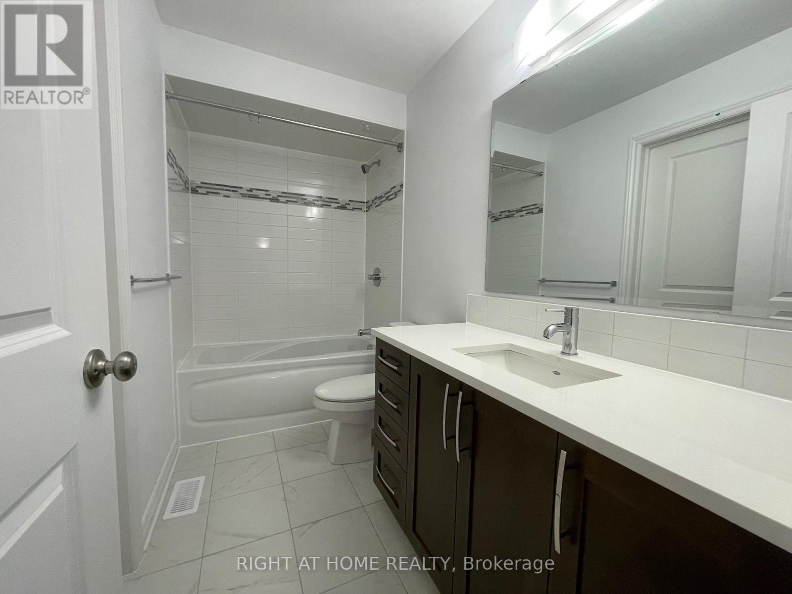 636 Cordelette Circle, Ottawa, ON - Indoor Photo Showing Bathroom