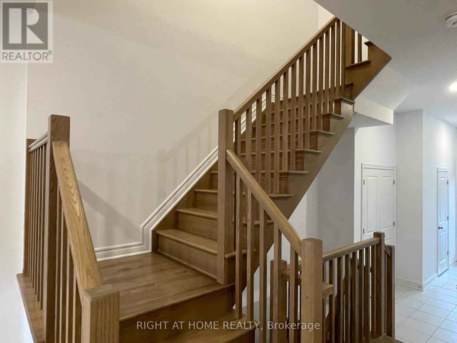 636 Cordelette Circle, Ottawa, ON - Indoor Photo Showing Other Room