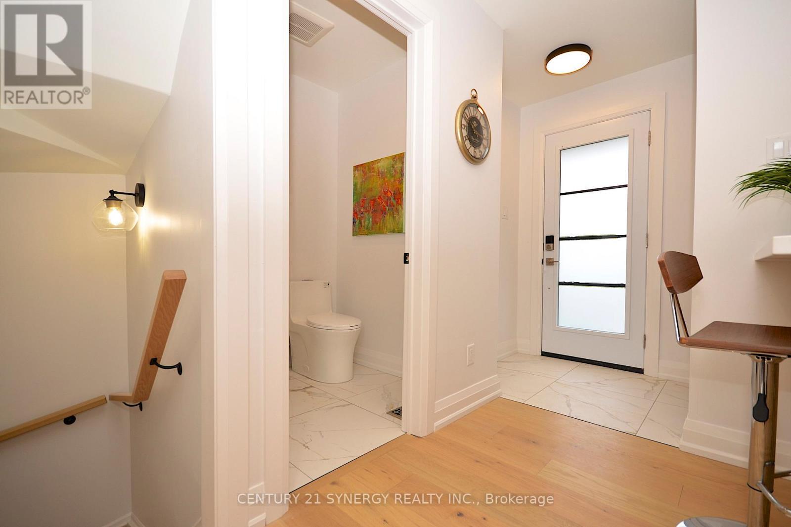 34 - 660 Hochelaga Street, Ottawa, ON - Indoor