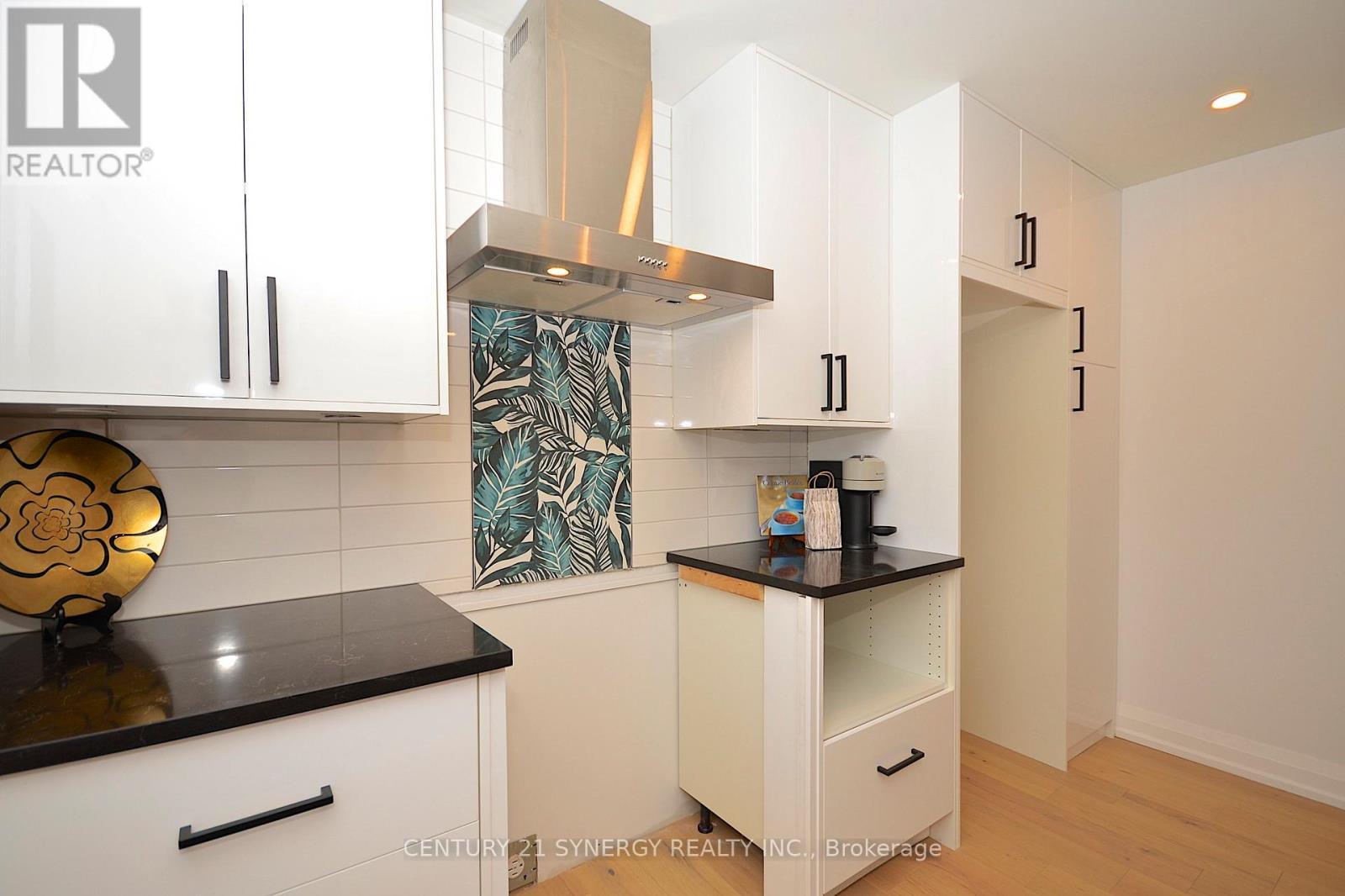 34 - 660 Hochelaga Street, Ottawa, ON - Indoor