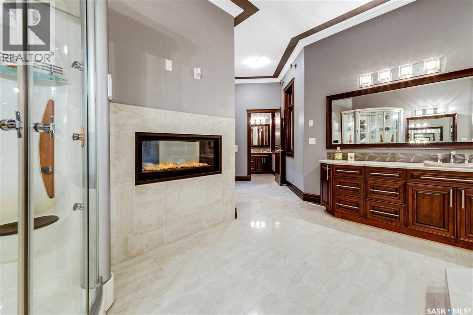 72 Rivers Edge Lane, Corman Park Rm No. 344, SK - Indoor With Fireplace