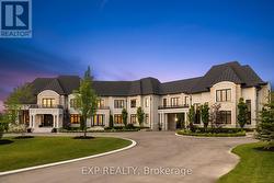 39 ORLIN CHAPPEL COURT King, ON L7B 0P6