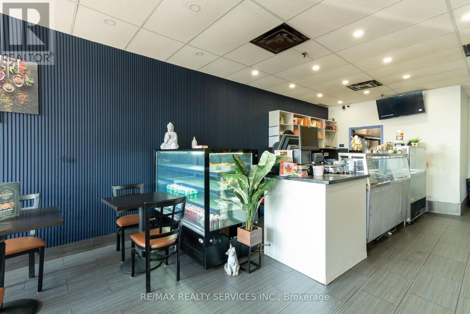 1289 Marlborough Court, Oakville, ON