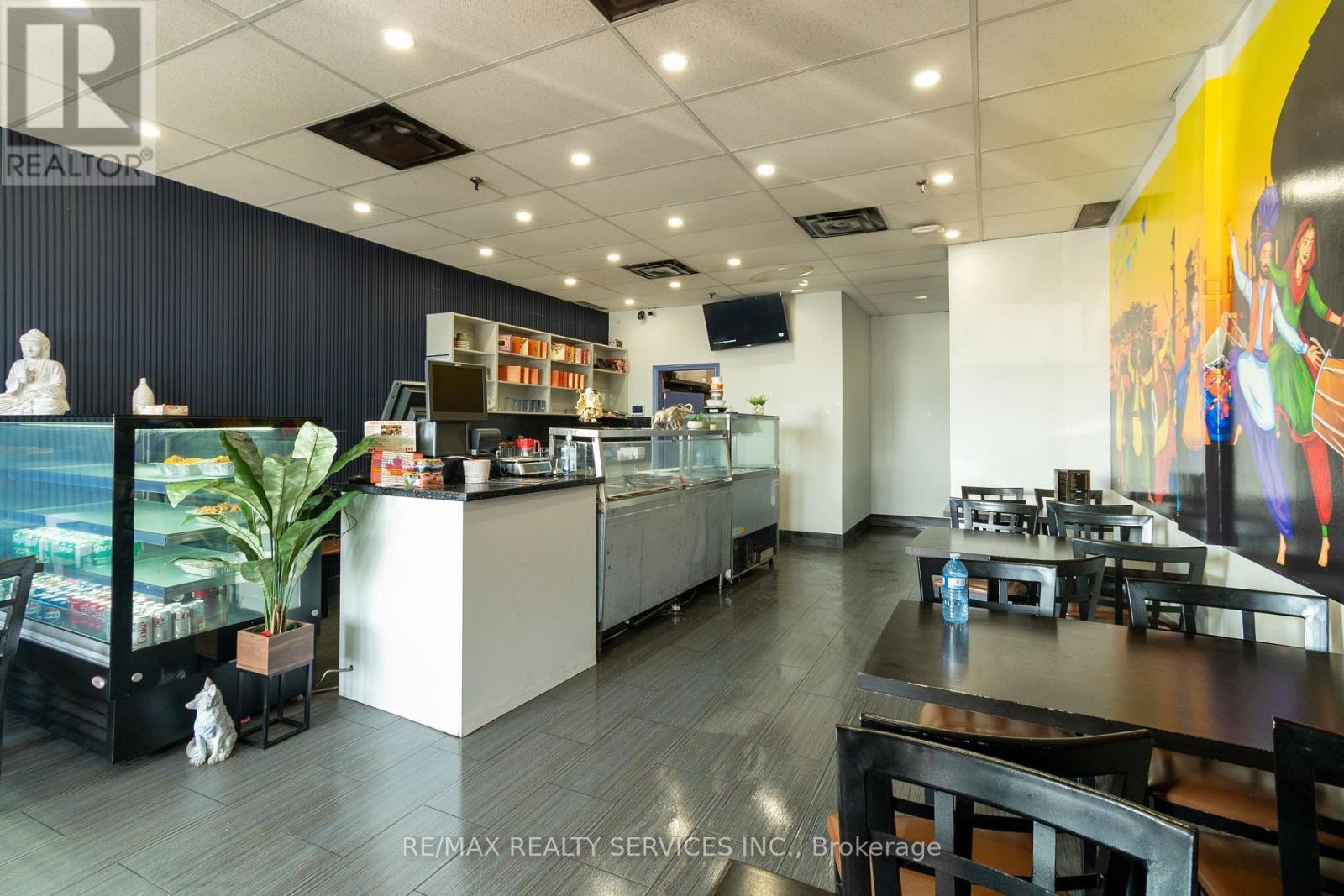 1289 Marlborough Court, Oakville, ON