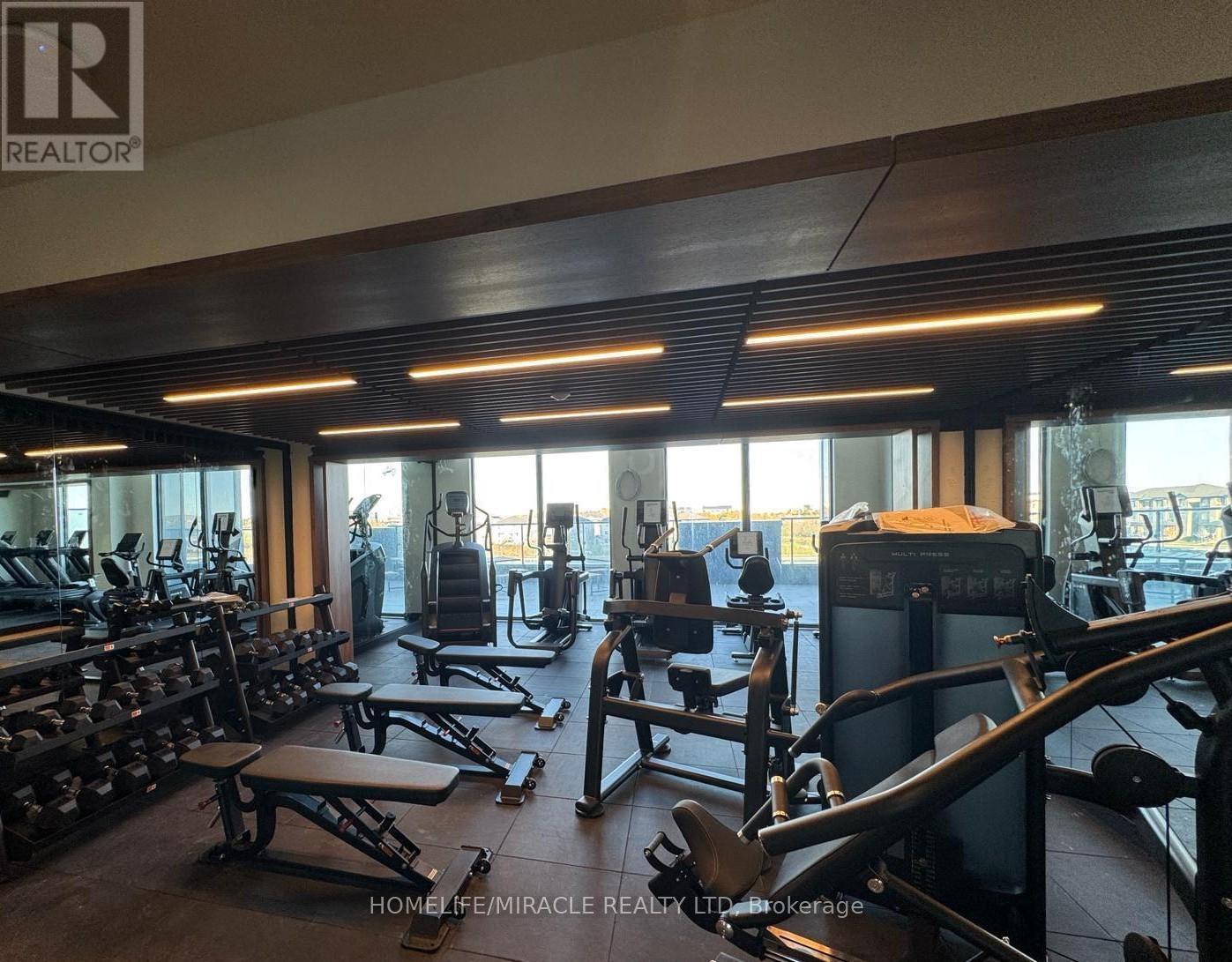 920 - 15 Skyridge Drive, Brampton, ON - Indoor Photo Showing Gym Room