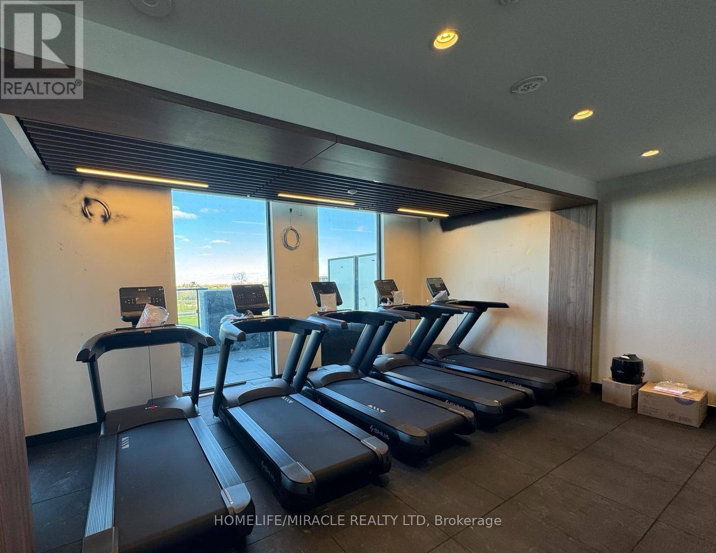 920 - 15 Skyridge Drive, Brampton, ON - Indoor Photo Showing Gym Room