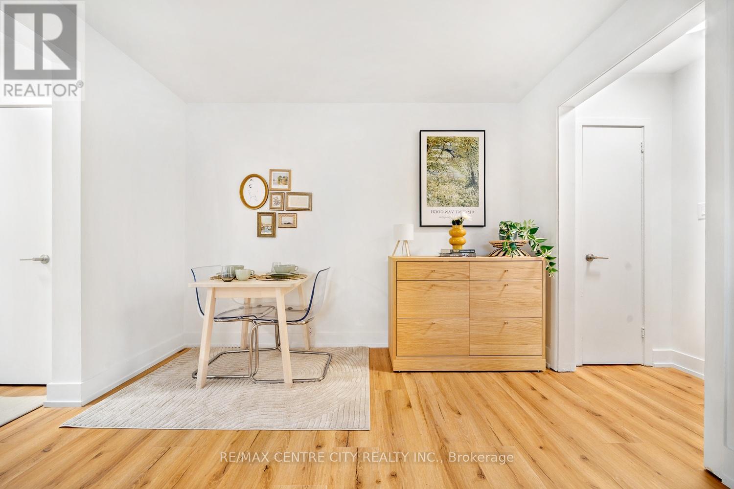 3 - 232 Elm Street, St. Thomas, ON - Indoor