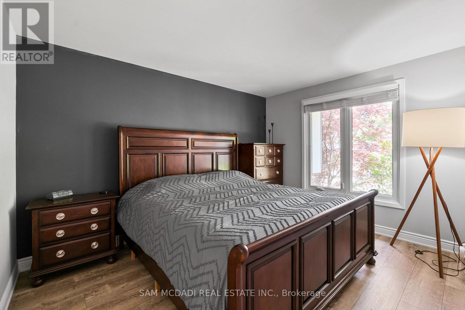 496 Seymour Drive, Oakville, ON - Indoor Photo Showing Bedroom
