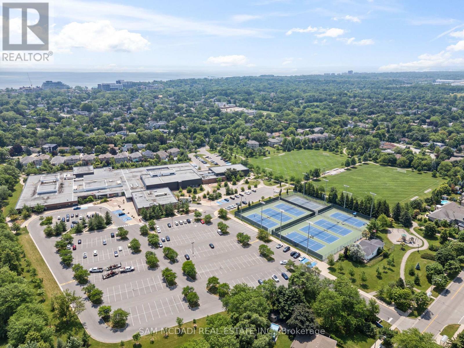 496 Seymour Drive, Oakville, ON - Outdoor With View