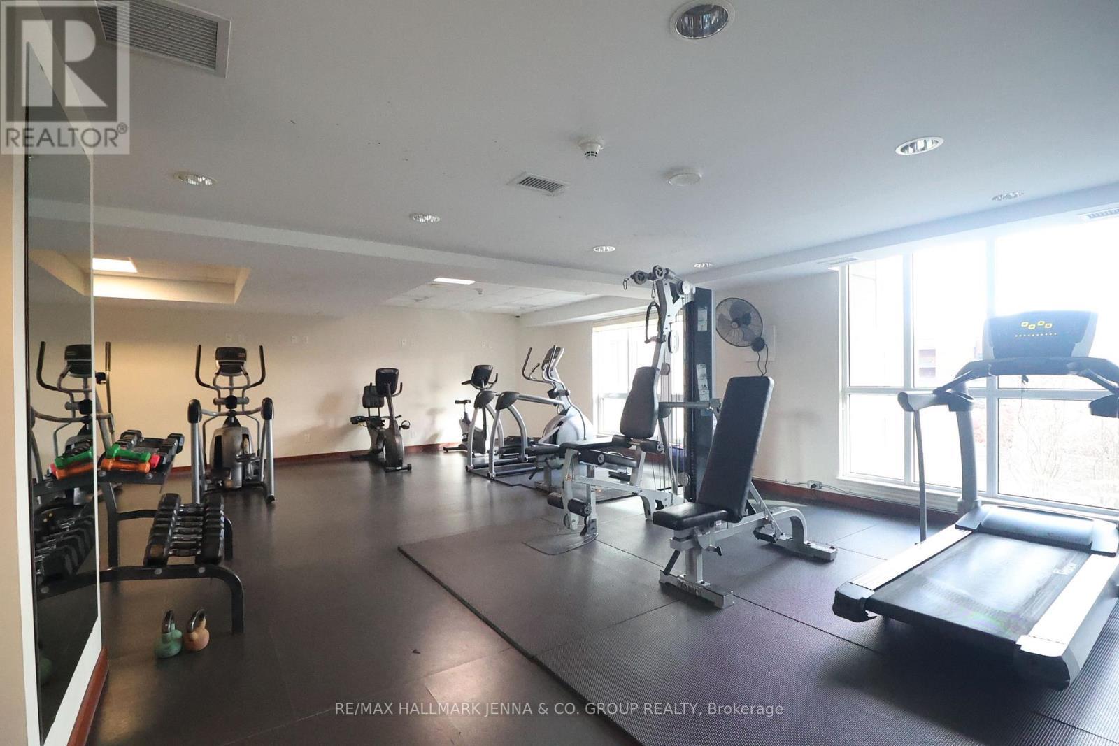 Common Gym - 2308 - 234 Rideau Street, Ottawa, ON - Indoor Photo Showing Gym Room