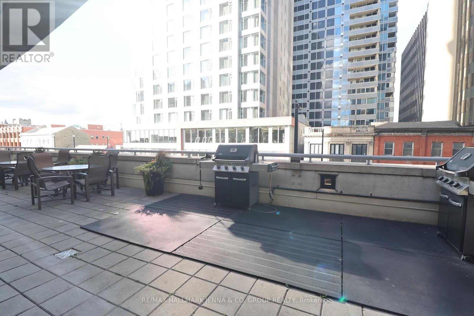 Common Balcony - 2308 - 234 Rideau Street, Ottawa, ON - Outdoor