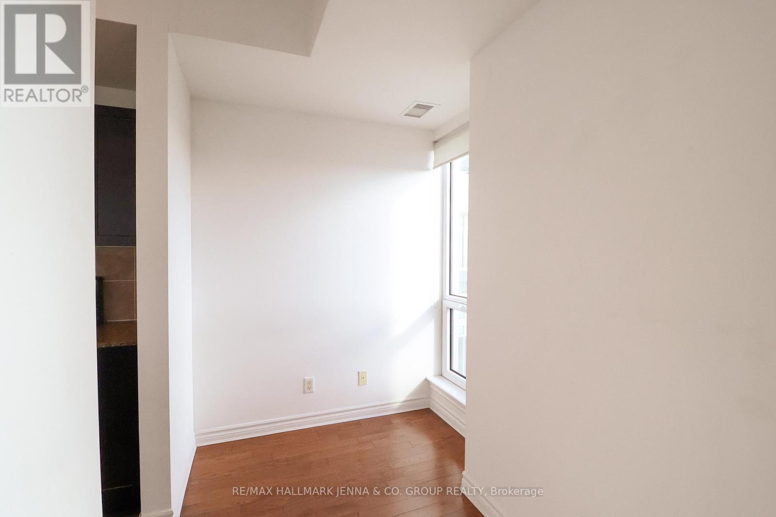 2308 - 234 Rideau Street, Ottawa, ON - Indoor Photo Showing Other Room