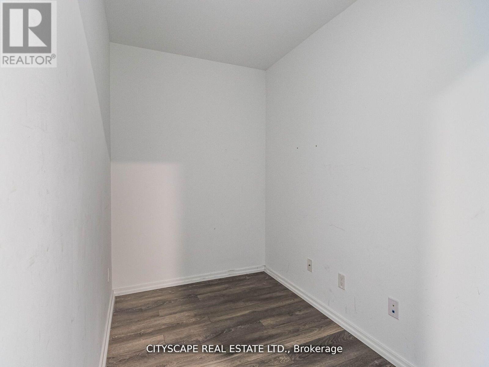 3111 - 197 Yonge Street, Toronto, ON - Indoor Photo Showing Other Room