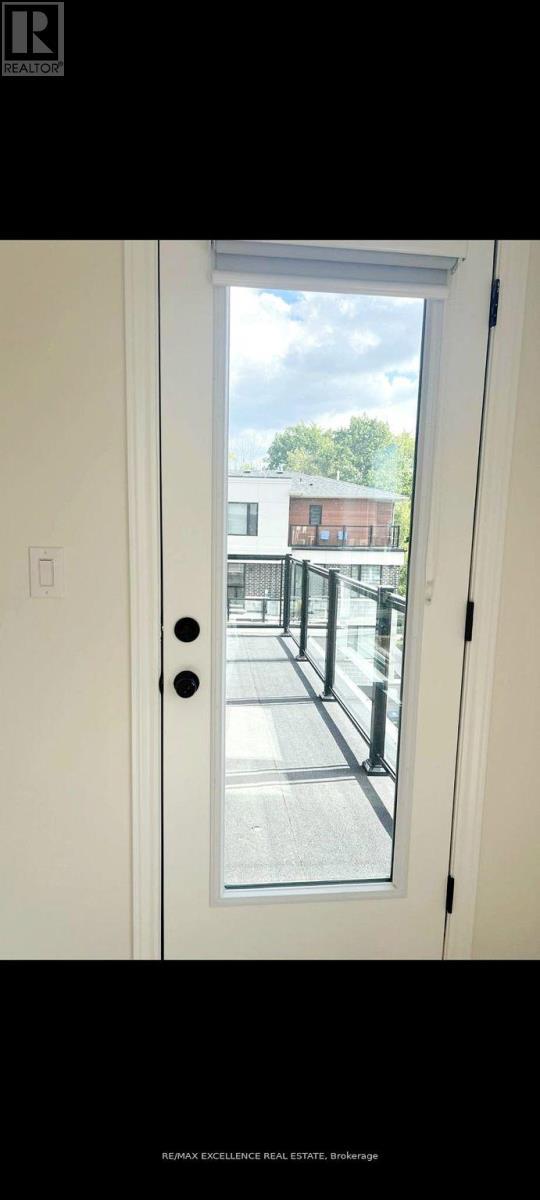 41 - 45 Knotsberry Circle, Brampton, ON - Photo Showing Other Room