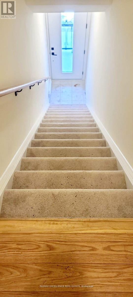 41 - 45 Knotsberry Circle, Brampton, ON - Indoor Photo Showing Other Room