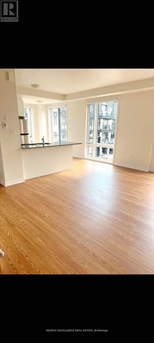 41 - 45 Knotsberry Circle, Brampton, ON - Indoor