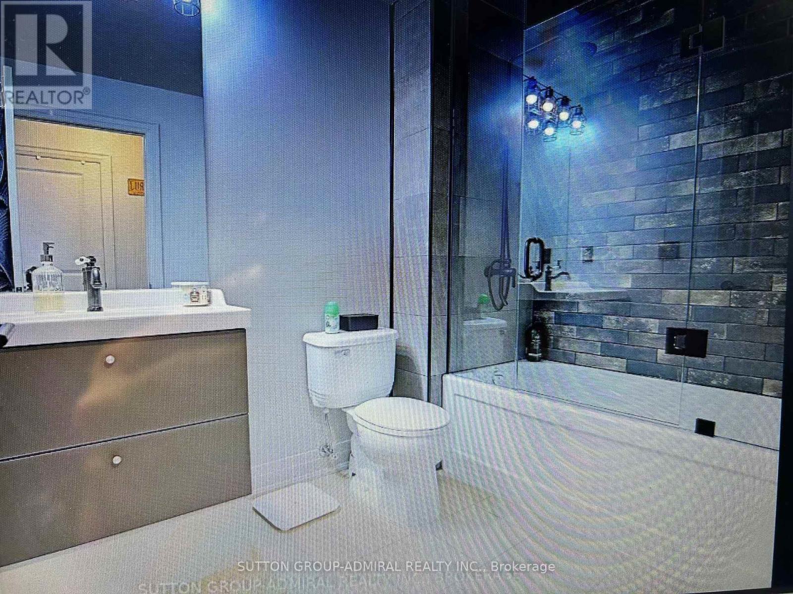 3201 - 385 Prince Of Whales Drive, Mississauga, ON - Indoor Photo Showing Bathroom