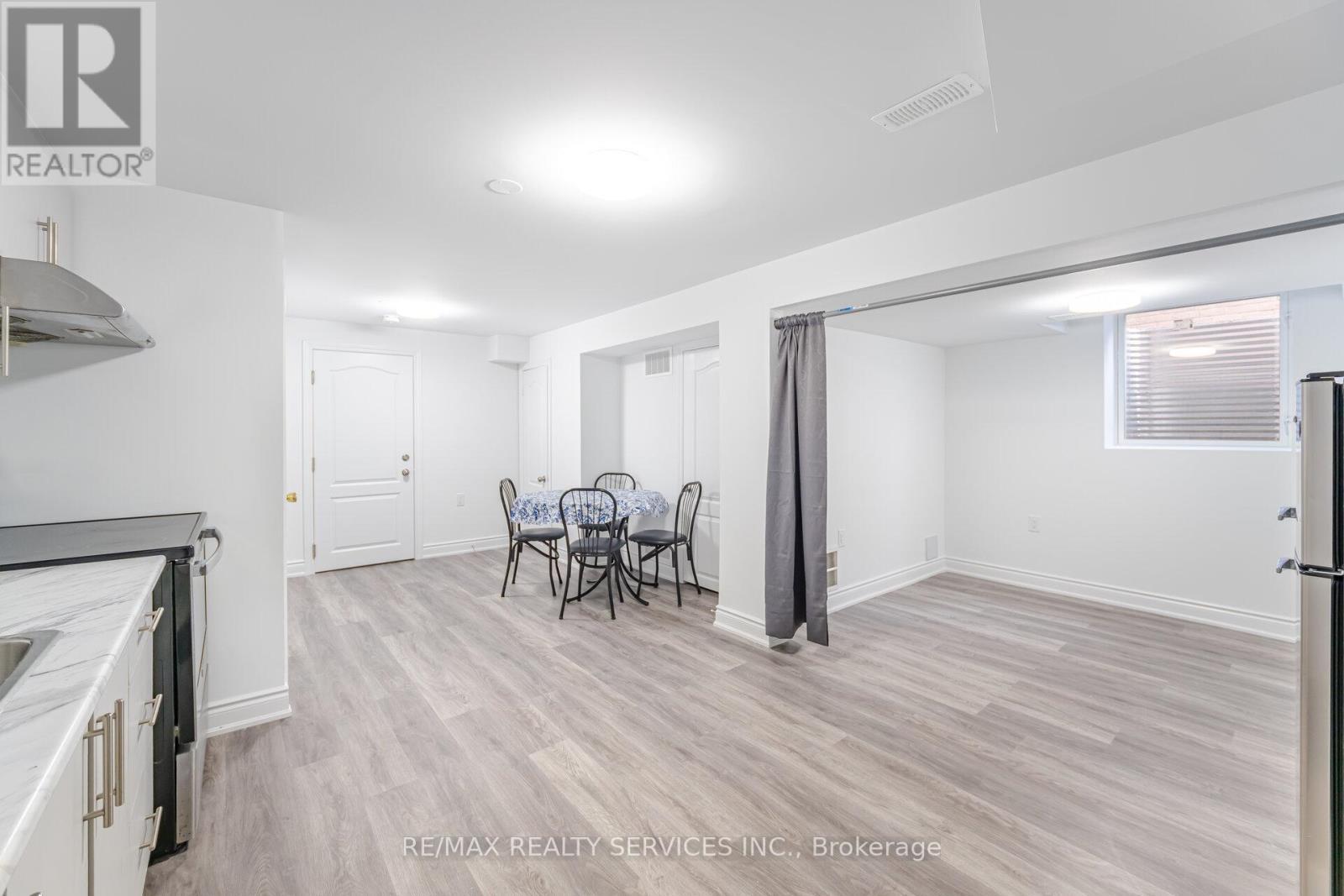 Bsmt - 26 Vodden Street W, Brampton, ON - Indoor