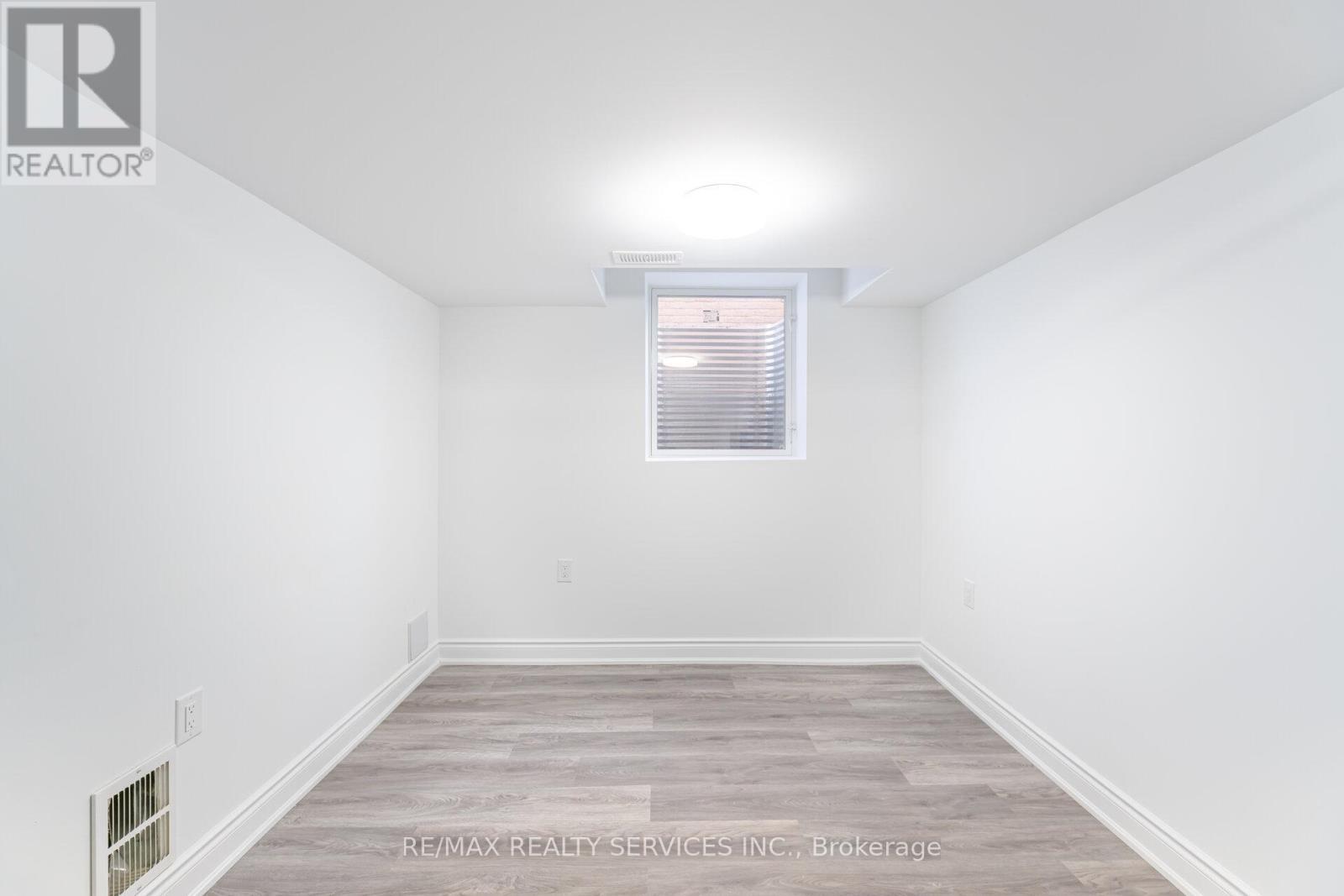 Bsmt - 26 Vodden Street W, Brampton, ON - Indoor Photo Showing Other Room