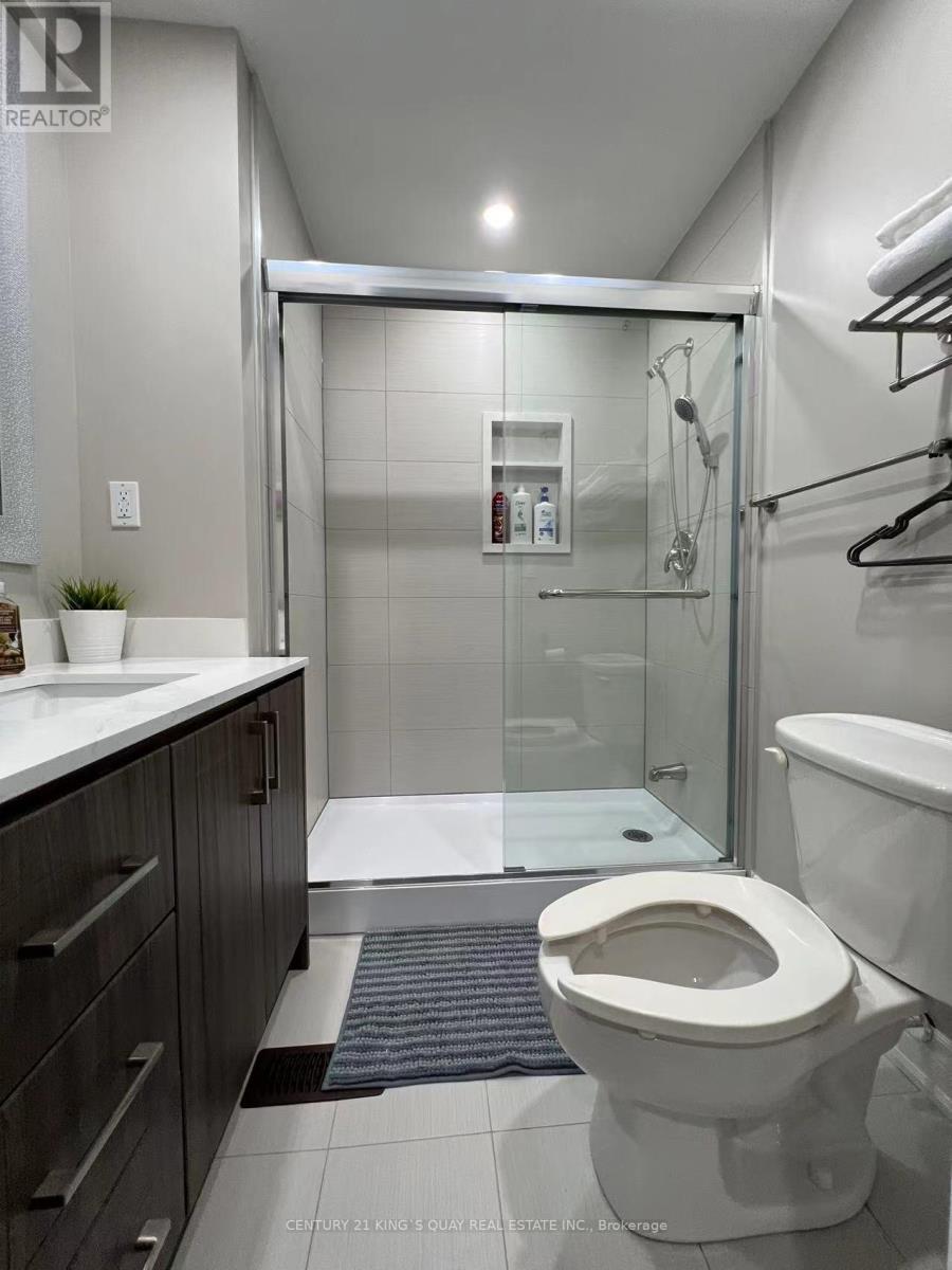 4087 Portage Road, Niagara Falls, ON - Indoor Photo Showing Bathroom