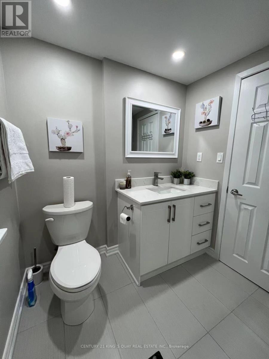4087 Portage Road, Niagara Falls, ON - Indoor Photo Showing Bathroom