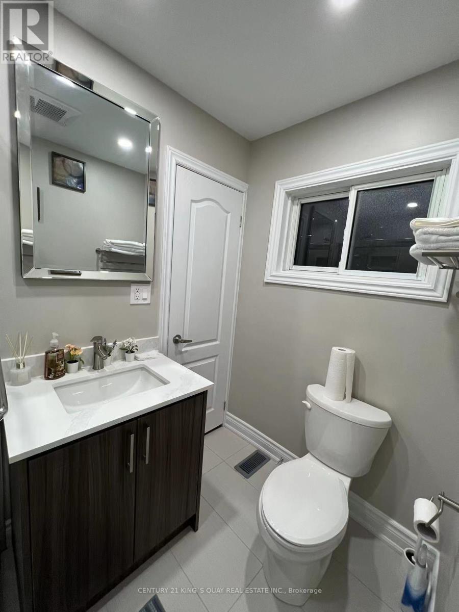 4087 Portage Road, Niagara Falls, ON - Indoor Photo Showing Bathroom