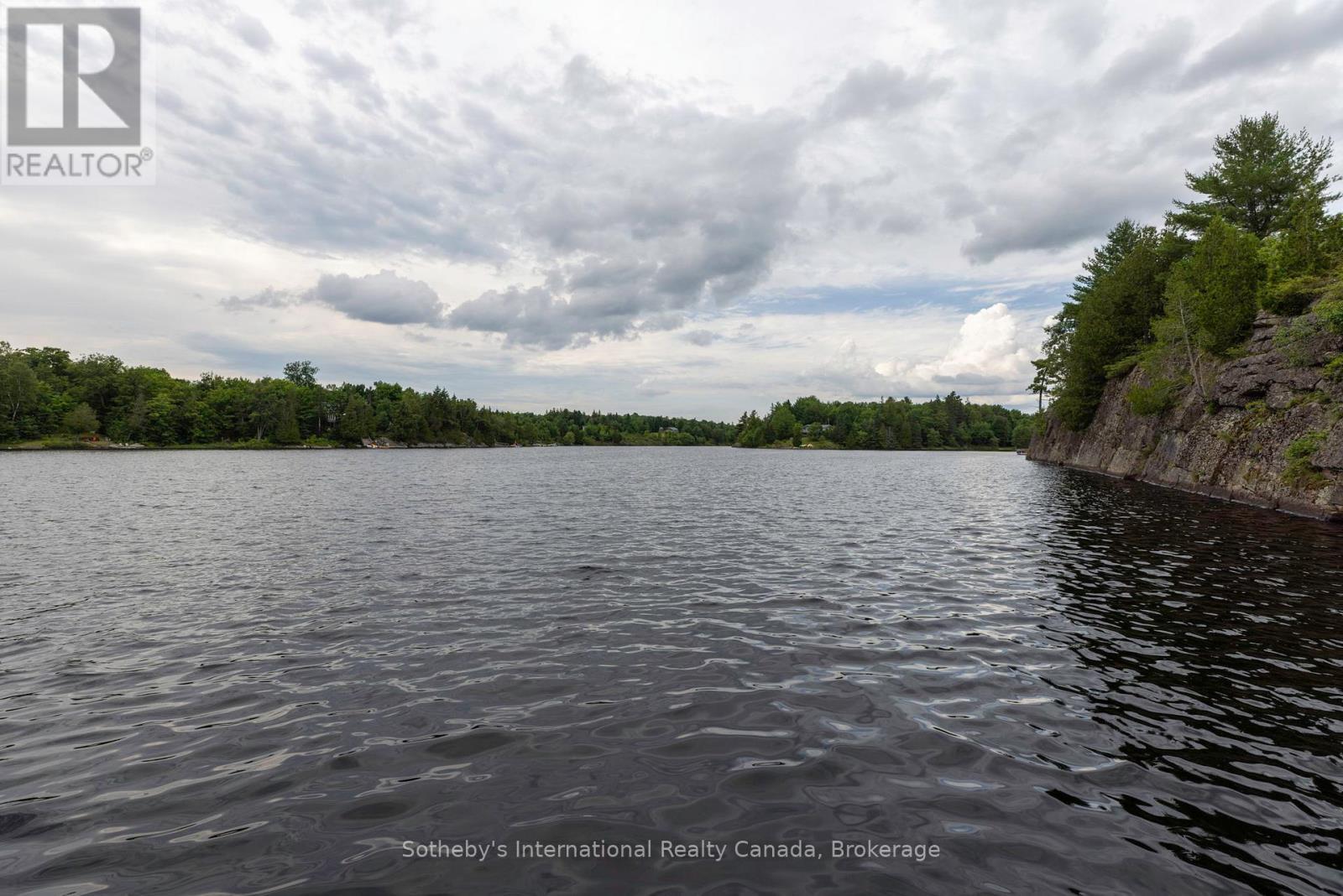 20 Kodiak Road, Mckellar, ON - Outdoor With Body Of Water With View