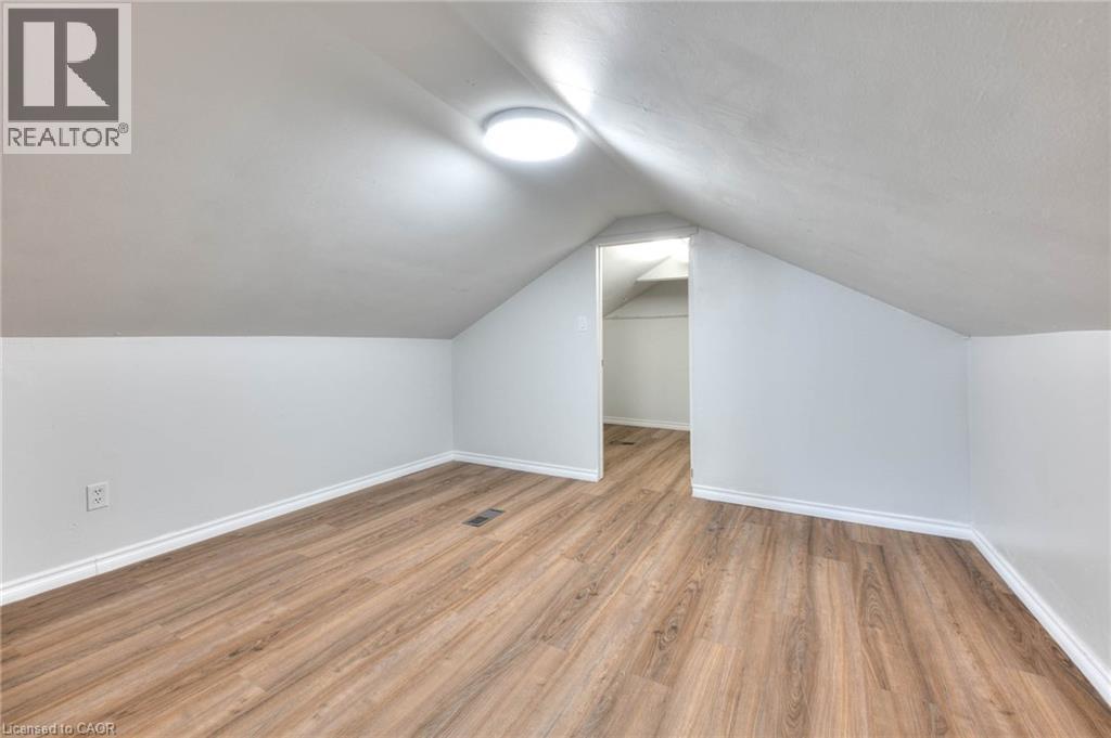 839 Stirling Avenue S Unit# 1, Kitchener, ON - Indoor Photo Showing Other Room