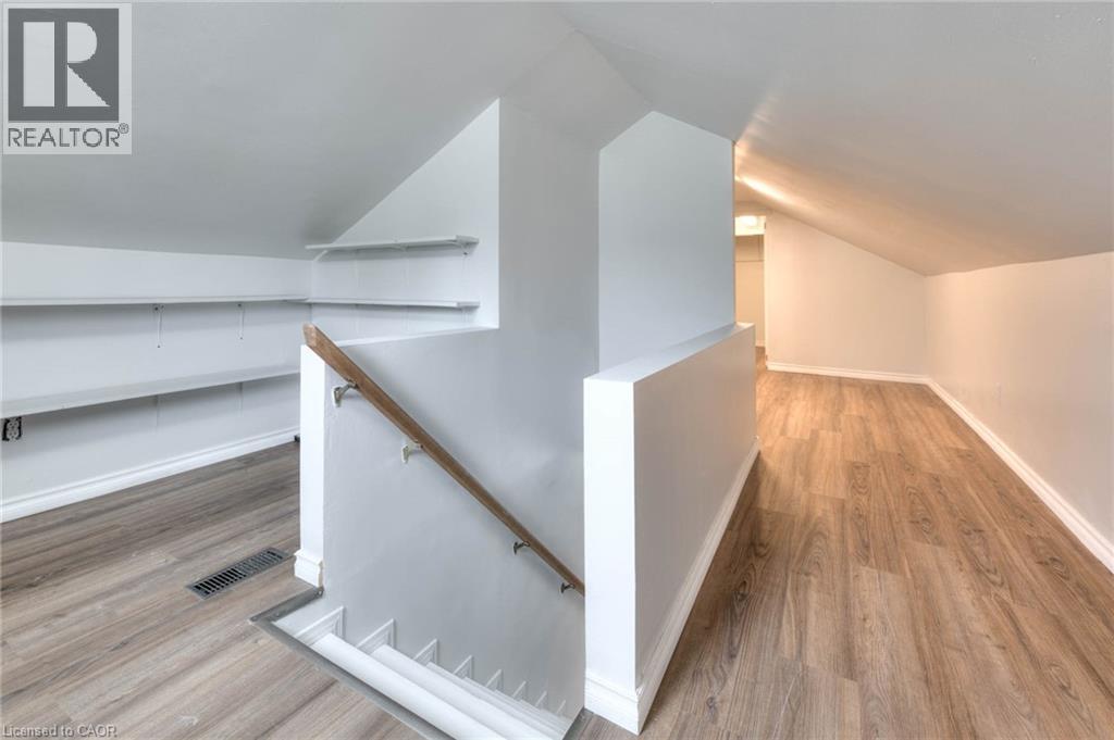 839 Stirling Avenue S Unit# 1, Kitchener, ON - Indoor Photo Showing Other Room