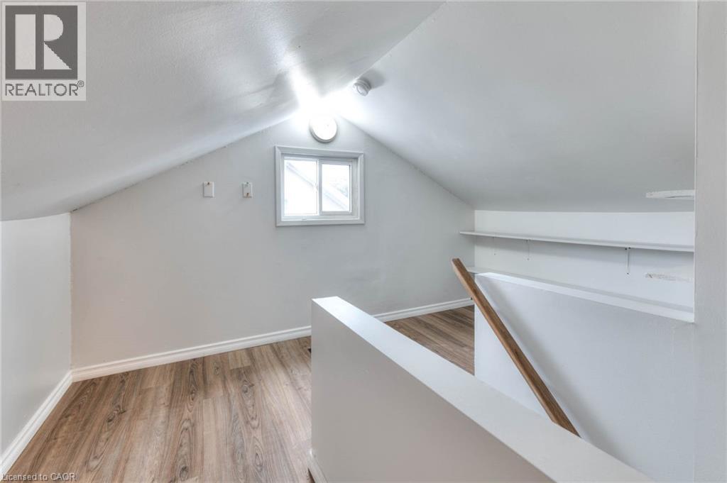 839 Stirling Avenue S Unit# 1, Kitchener, ON - Indoor Photo Showing Other Room