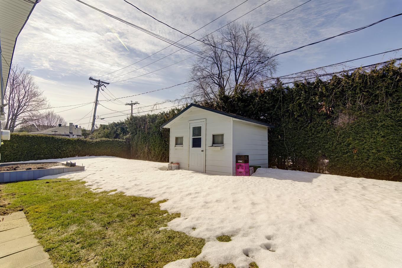 Backyard - 1560 Rue Trépanier, Laval (Chomedey), QC - Outdoor