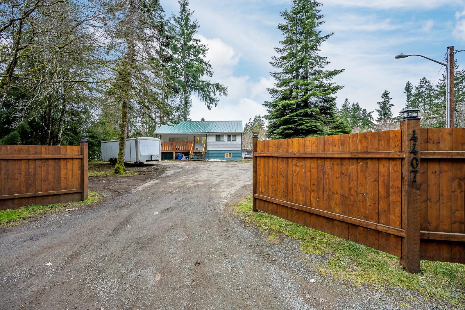 4399 Island Hwy South, Courtenay, BC