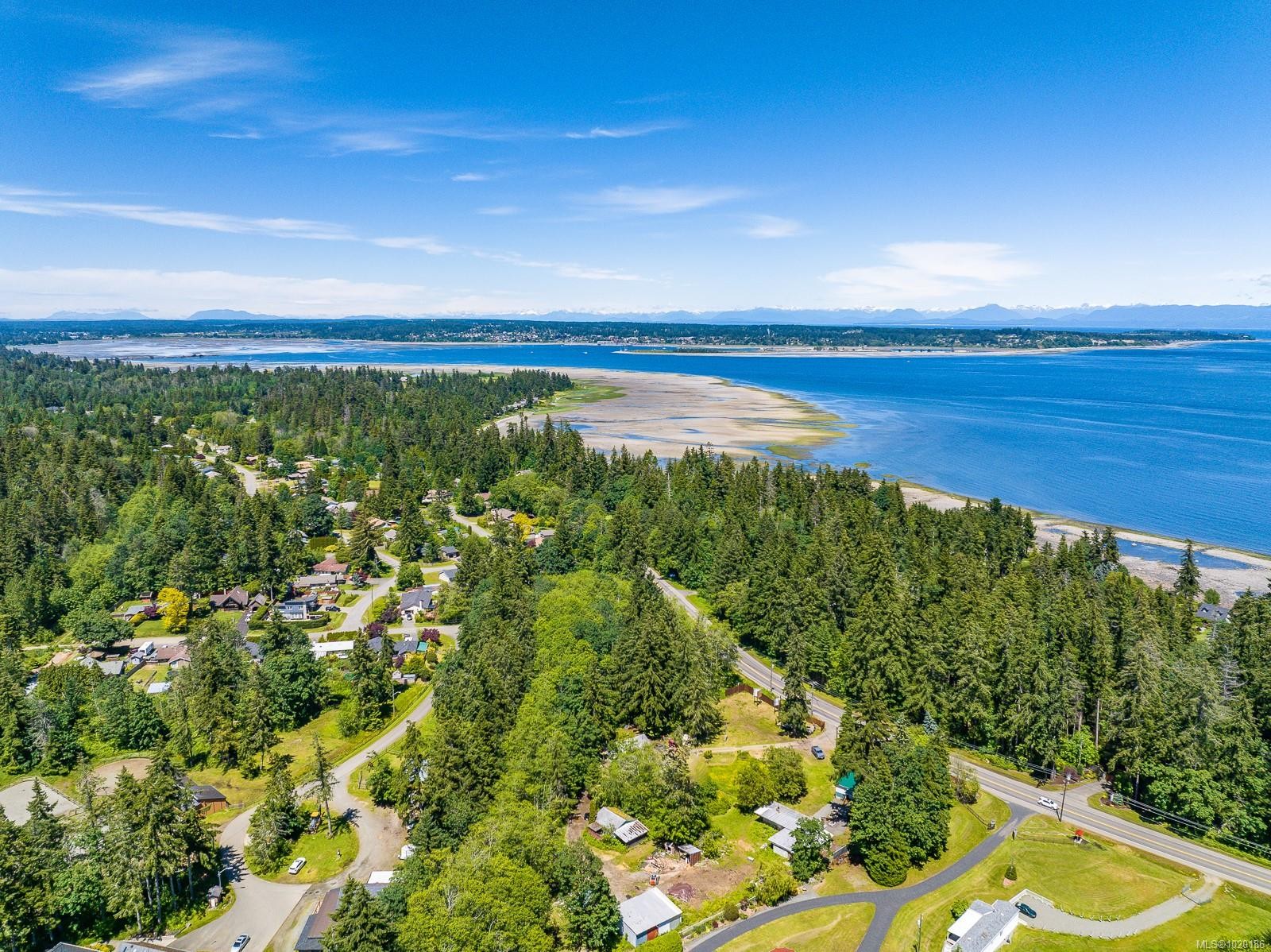 4399 Island Hwy South, Courtenay, BC