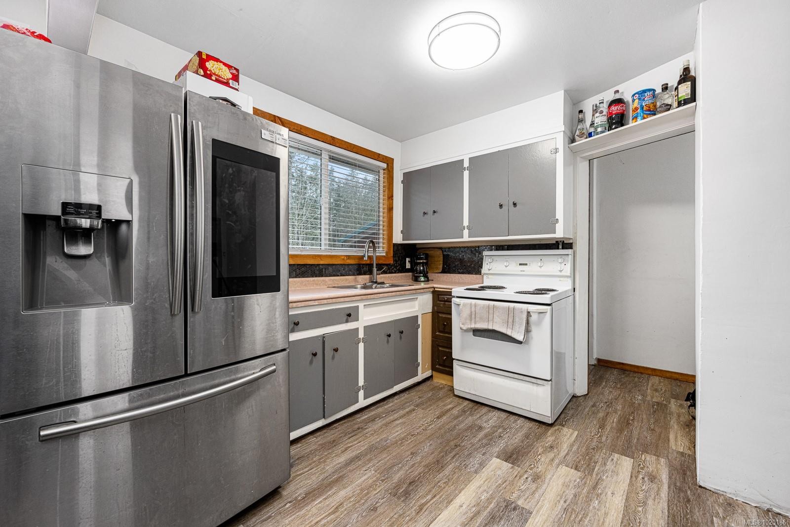 4399 Island Hwy South, Courtenay, BC